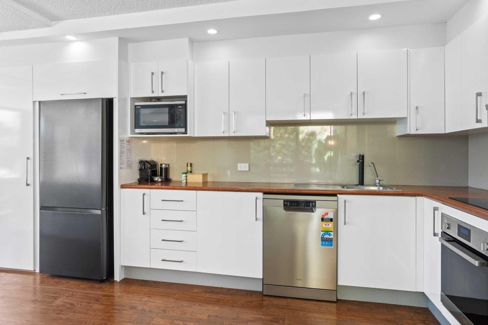 Hi Ho Beach Apartments On Broadbeach Gold Coast Eksteriør bilde