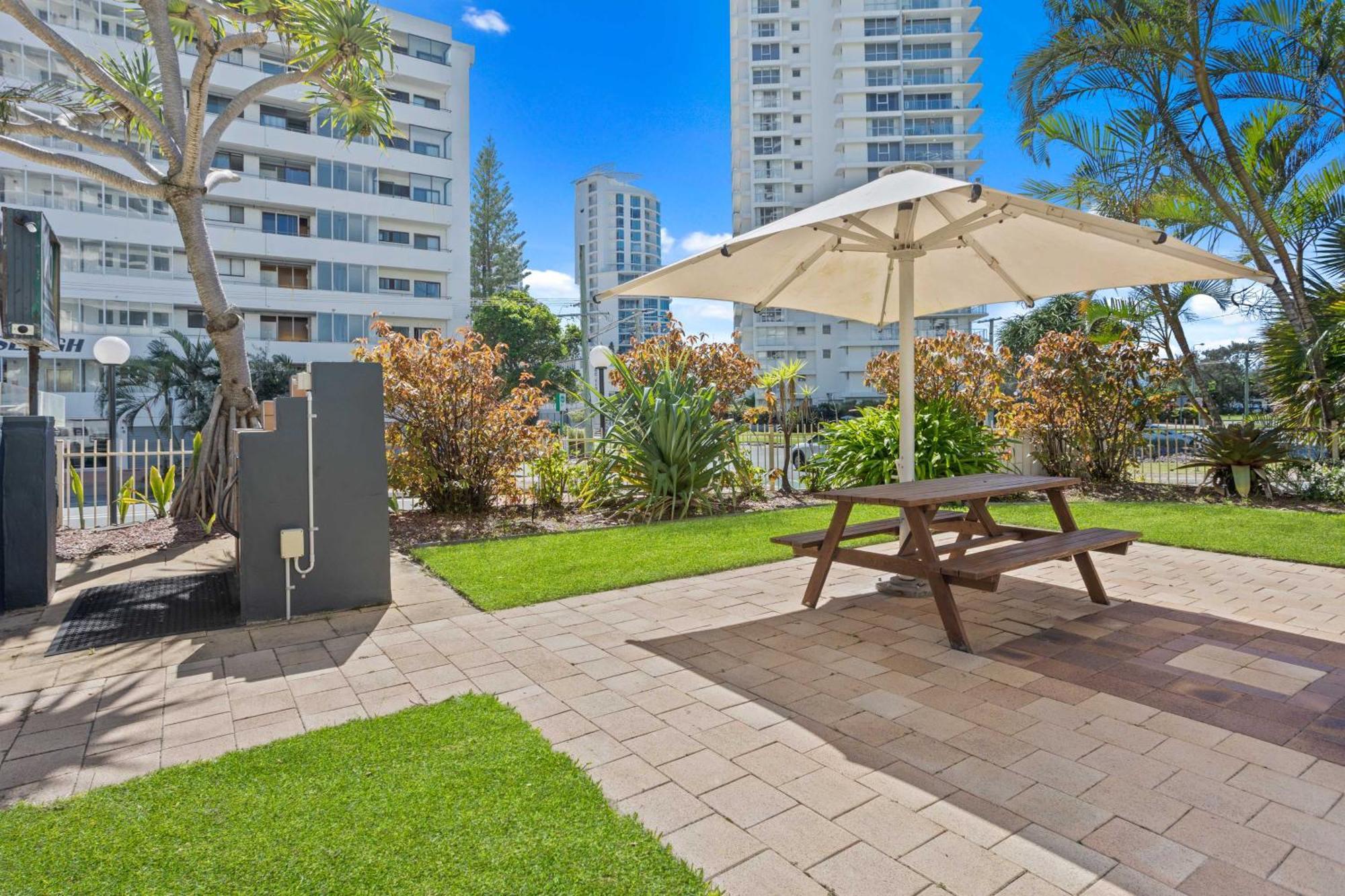 Hi Ho Beach Apartments On Broadbeach Gold Coast Eksteriør bilde
