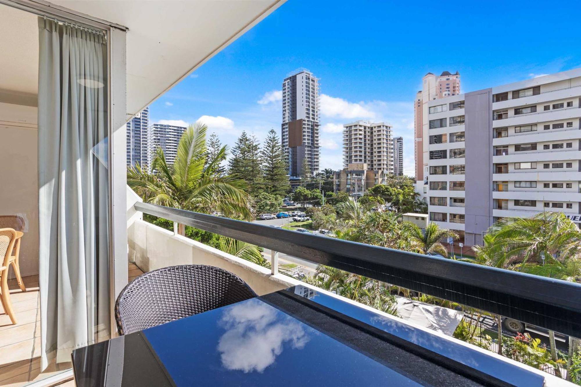 Hi Ho Beach Apartments On Broadbeach Gold Coast Eksteriør bilde